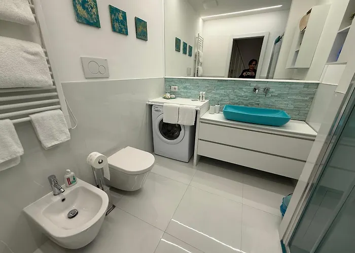 Colosseum Nest By First Ρώμη